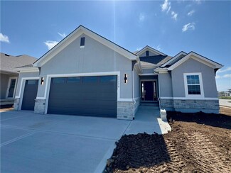 17175 W 168th Place, Olathe, KS 66062
