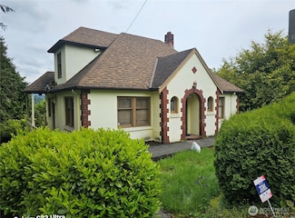 10662 Des Moines Memorial Dr S, Burien, WA 98168