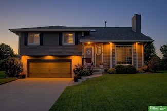 2410 Marilyn Dr, Papillion, NE 68046