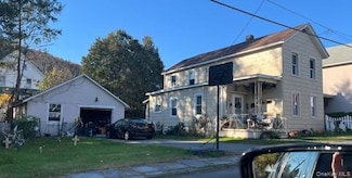 10 Rumsey St, Port Jervis, NY 12771