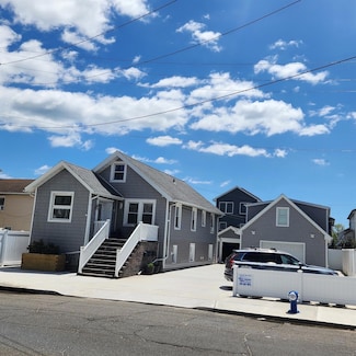226 E Pine St Unit 2, Long Beach, NY 11561