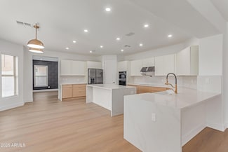 13367 W Jesse Red Dr, Peoria, AZ 85383