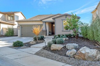 1451 Natalia Ct, Escondido, CA 92026