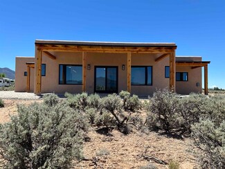 66 Camino de Los Arroyos Unit A, Ranchos de Taos, NM 87557