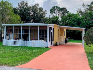 256 W Caribbean, Port St. Lucie, FL 34952