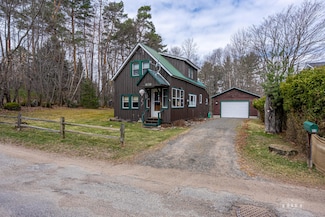 66 Edward St, Saranac Lake, NY 12983