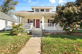 412 Vandalia St, Collinsville, IL 62234
