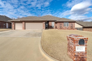 12421 Sussex Rd, Oklahoma City, OK 73130