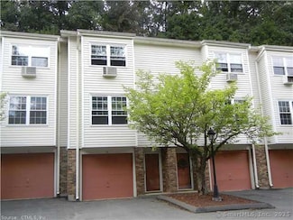 250 Summer St Unit 11, Plantsville, CT 06479