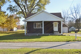 132 W Ashford St, Milford, IL 60953