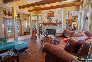 1891 State Highway 97 E, Floresville, TX 78114
