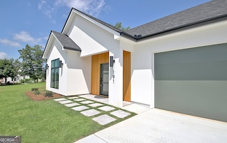 191 Lagrange St, Newnan, GA 30263