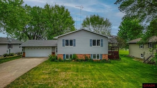 226 S 7th Ave E Unit 226 E 7th Ave S, Truman, MN 56088