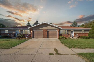 2304 Laurel Ave, Janesville, WI 53548