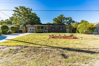 217 McQuillan Dr, Wilmington, NC 28412