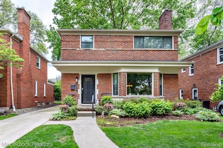 13317 Victoria Ave, Huntington Woods, MI 48070