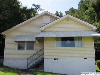 141 Church St, Graysville, AL 35073