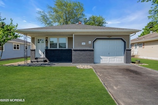 460 Jamaica Blvd, Toms River, NJ 08757
