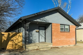 4722 Mccart Ave, Fort Worth, TX 76115