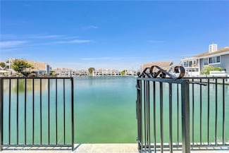 16123 Saint Croix Cir, Huntington Beach, CA 92649