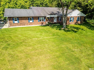 3419 Hotze Rd, Salem, IL 62881