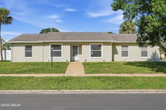 145 Springwood Dr, Daytona Beach, FL 32119