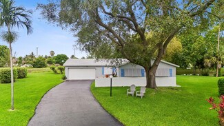 4725 Rainbow Dr, Greenacres, FL 33463