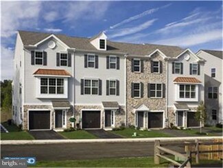 4137 Sophia Ln, Boothwyn, PA 19061