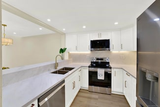 6218 Caminito Araya, San Diego, CA 92122