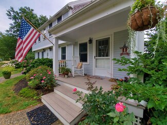 9 Defiance Ln, Orleans, MA 02653