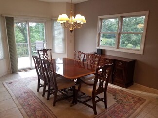 122 Country View Ct, Galena, IL 61036