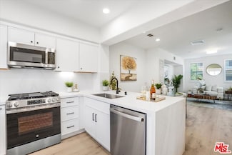 15645 Odyssey Dr Unit 71, Granada Hills, CA 91344