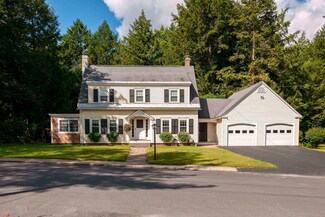 74 Woodland St, Claremont, NH 03743