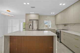 5280 SW 90th Ave, Cooper City, FL 33328