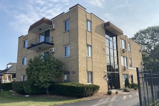 9819 S Cicero Ave Unit 6, Oak Lawn, IL 60453