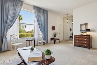 9209 W Hutton Dr, Sun City, AZ 85351