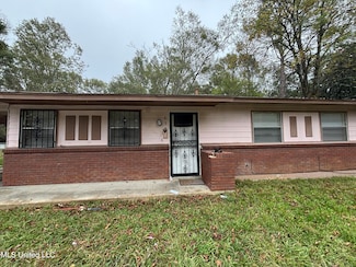 632 Queen Julianna Ln, Jackson, MS 39209