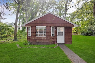 262 Avenue C, Ronkonkoma, NY 11779