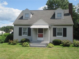 714 Youngstown Poland Rd, Struthers, OH 44471