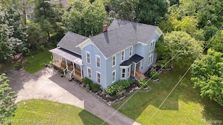 6501 River Rd, Flushing, MI 48433