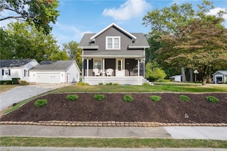 360 Woodside Ave NE, North Canton, OH 44720