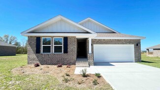 4628 Naval Ct, Crestview, FL 32539