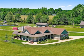 285 Harmony Ln, Smithville, TN 37166