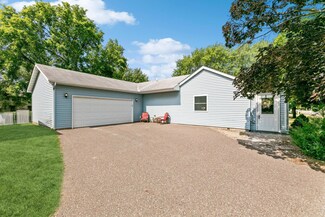 418 W 6th St, Monticello, MN 55362
