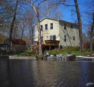 2366 S Stone St, Albion, IN 46701