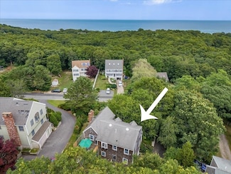 20 Brady Rd, Sagamore Beach, MA 02562