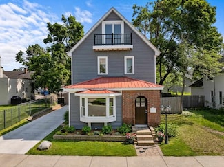 920 State St, Petoskey, MI 49770