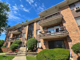 956 Olive Rd Unit 2C, Homewood, IL 60430
