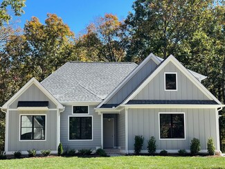 2294 Morning Mist Ln, Signal Mountain, TN 37377