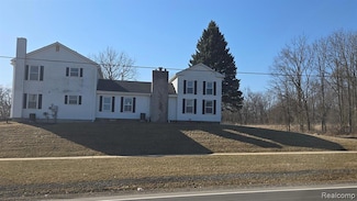 41121 W 14 Mile Rd, Novi, MI 48377